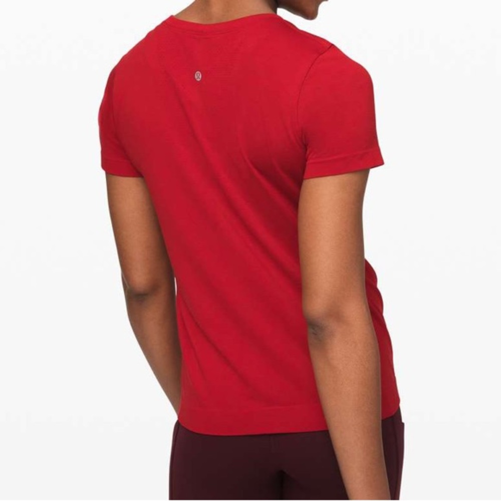 Lululemon Swiftly Relaxed Short Sleeve Shirt
Dark Red Women’s Size 12 - Picture 3 of 13